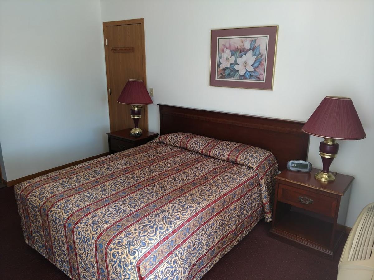 All Seasons Motel Rock Falls 外观 照片